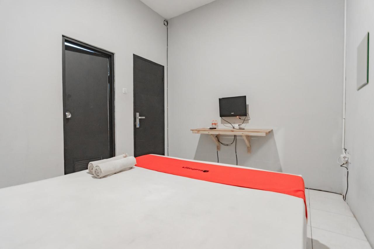 Reddoorz Near Exit Toll Pasteur 4 Hotell Bandung Exteriör bild